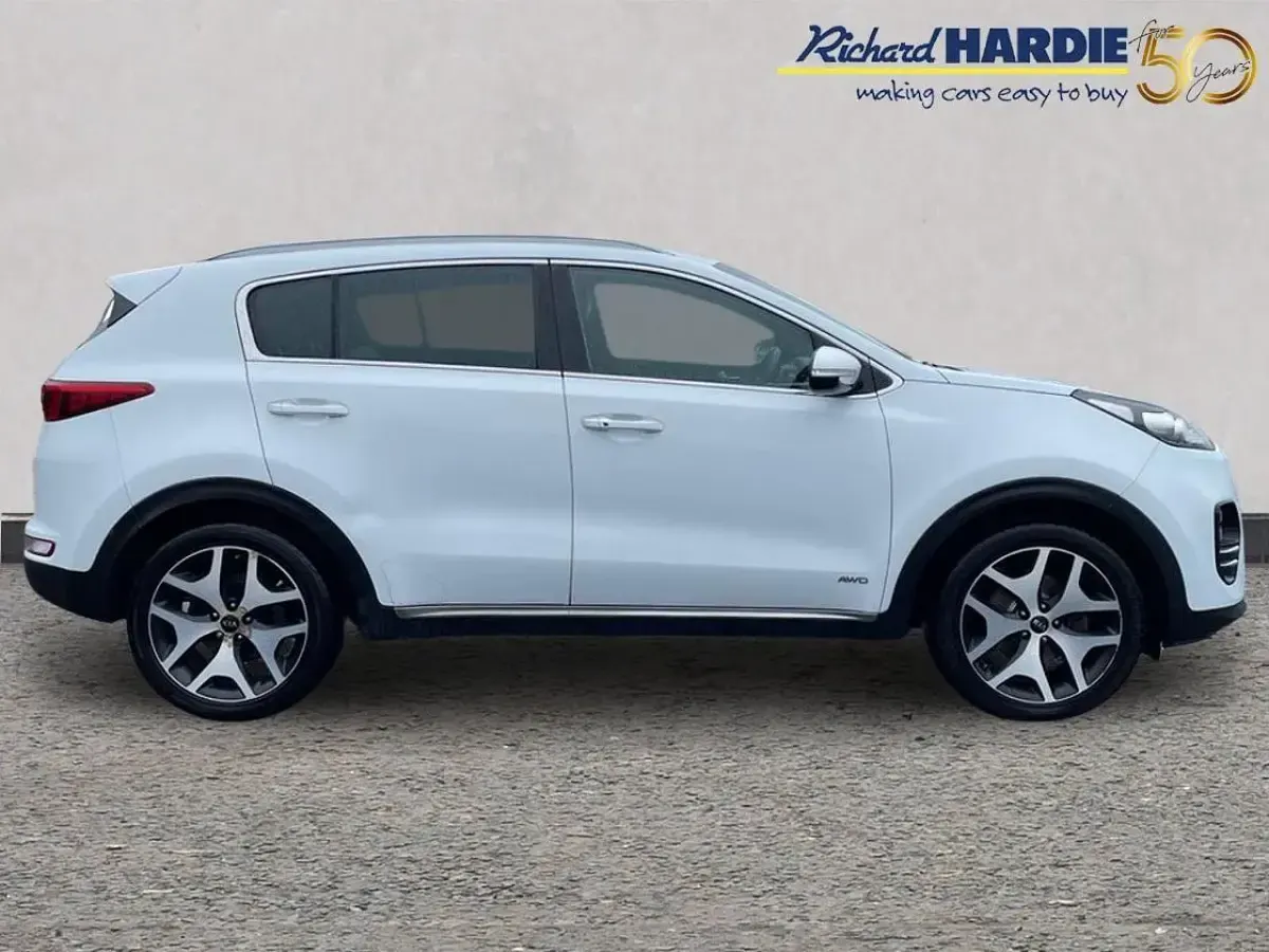Used Kia Sportage GT-Line 174 HP (127 kW) 2017 White SUV