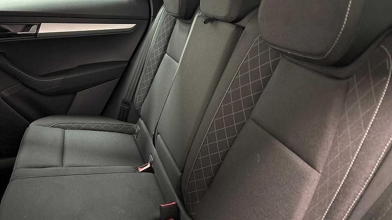 Used Skoda Karoq SE 110 HP (80 kW) 2022 Black metallic SUV