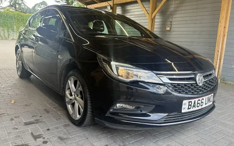 Used Vauxhall Astra SRi 150 HP (110 kW) 2019 Hatchback