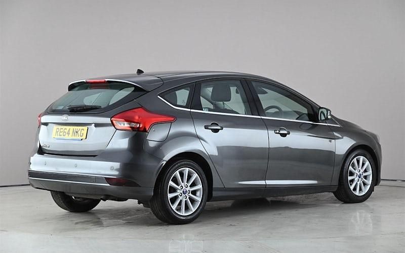 Begagnad Ford Focus Titanium 125 HK (91 kW) 2016 Halvkombi