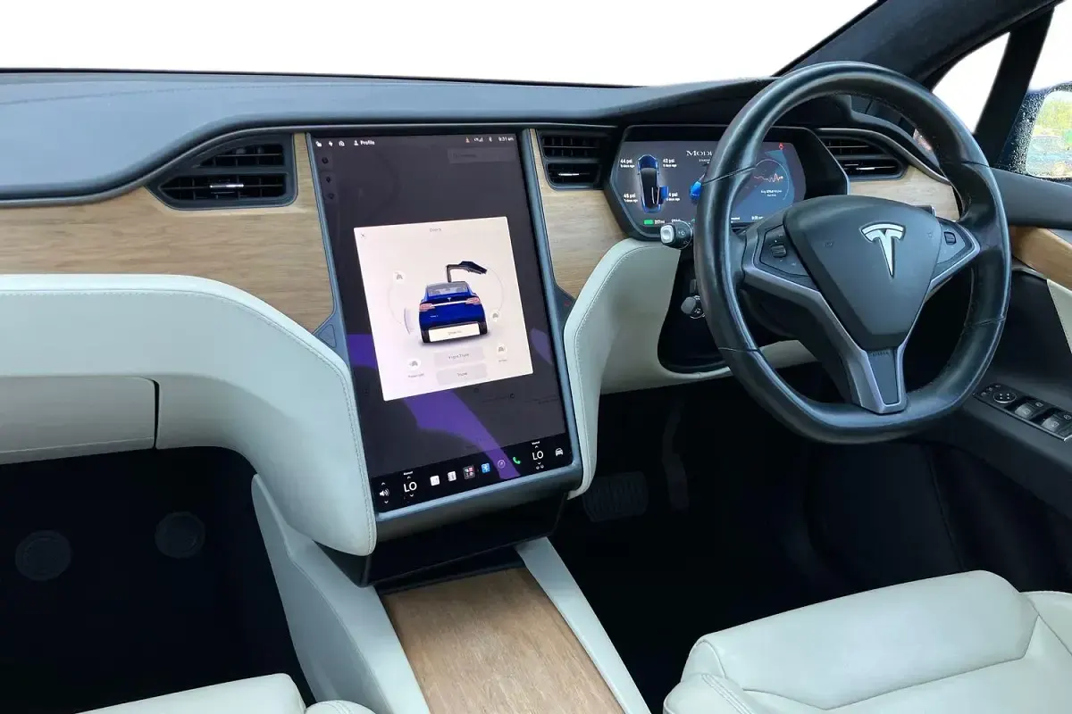 Used Tesla Model X Standard Range 311 kW (423 HP) 2019 Blue SUV