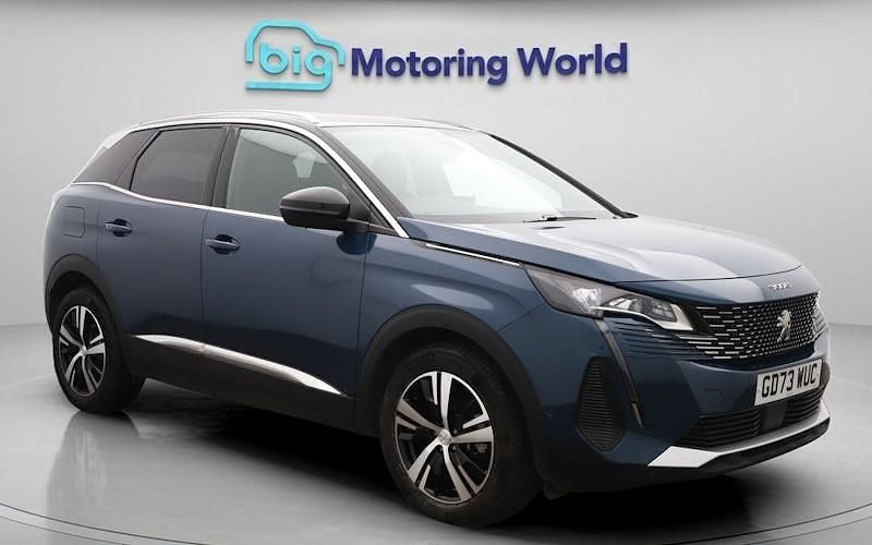 Used Peugeot 3008 GT 136 HP (100 kW) 2023 Blue Estate