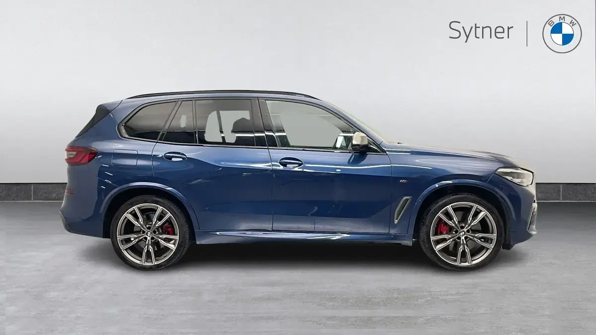 Używany BMW X5 Comfort Edition 530 KM (389 kW) 2022 Niebieski SUV