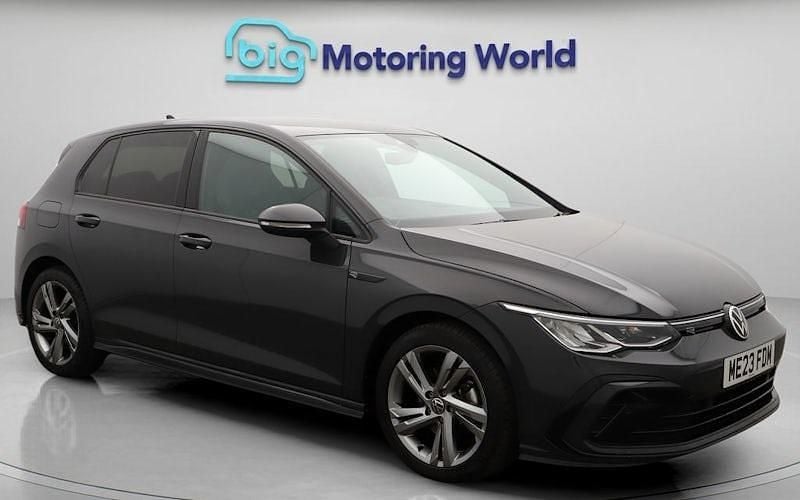 Used 2023 VW Golf VIII R-line Hatchback | £19,800 (Good price) - Image 1/4