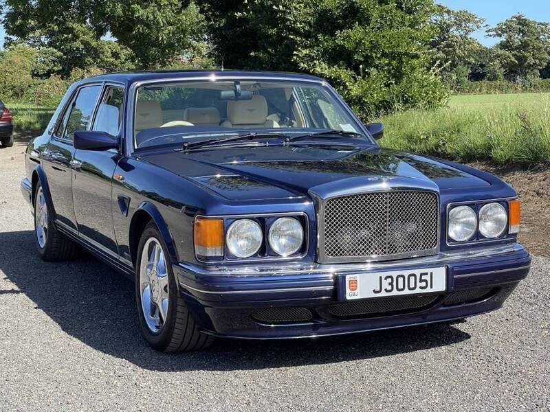Blue Used 1998 Bentley Brooklands Mulliner Sedan | £24,950 - Image 1/4