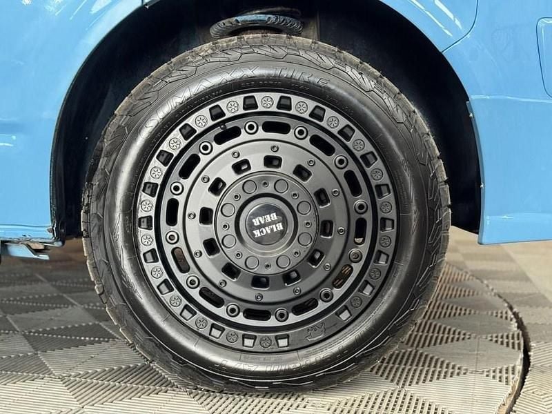 Used VW T5 84 HP (61 kW) 2008 Black Van