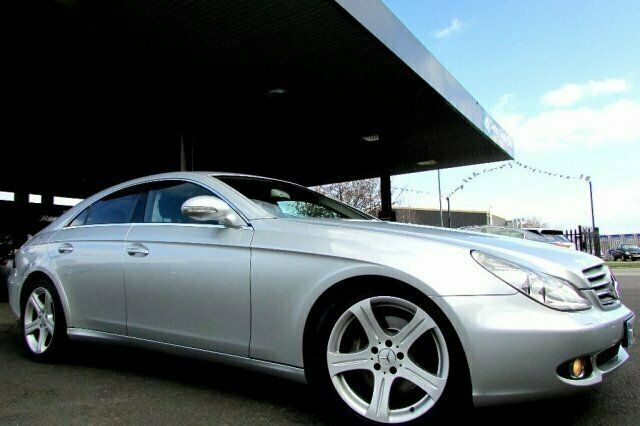 Used 2006 Mercedes CLS320 Sedan | £8,990 - Image 1/4
