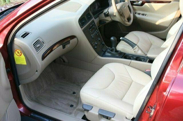 Used Volvo V70 163 HP (119 kW) 2004 Estate