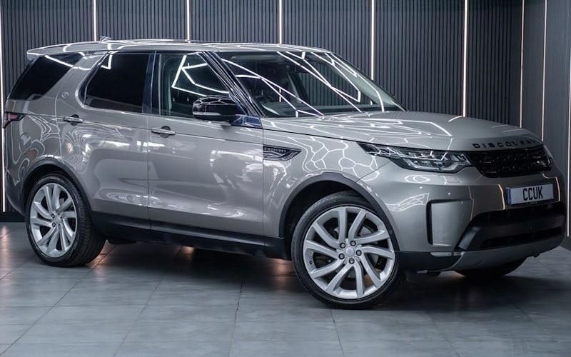 Silver Used 2017 Land Rover Discovery 5 First Edition SUV | £20,574 (A bit pricey) - Image 1/4