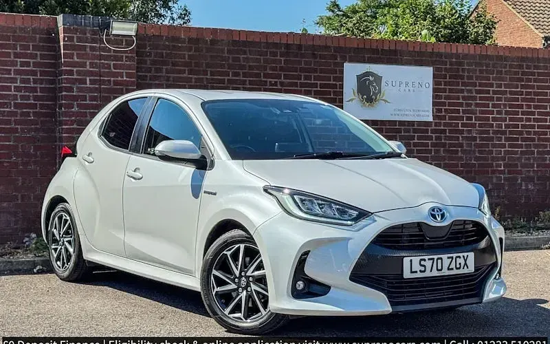 Used Toyota Yaris Design 116 HP (85 kW) 2020 Hatchback