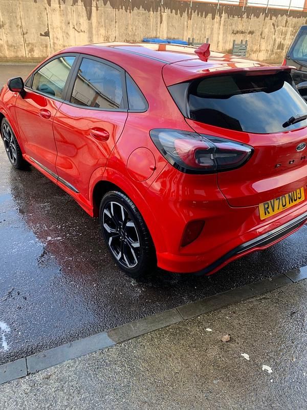 Usado Ford Puma ST-Line X 2020 Vermelho Citadino