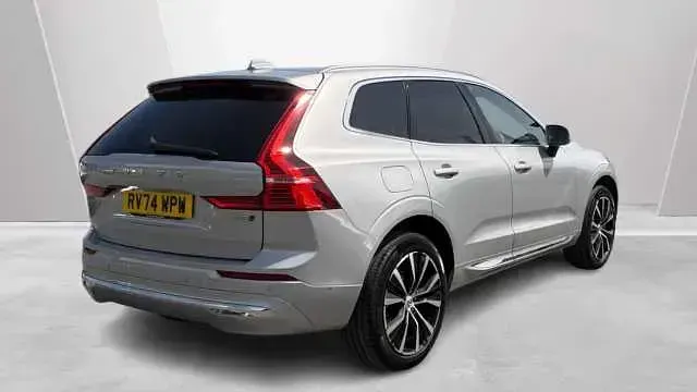 Usado Volvo XC60 Ultra 247 CV (181 kW) 2024 Plateado SUV
