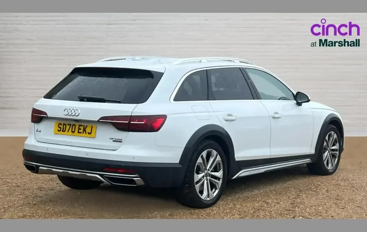 Usado Audi A4 Allroad Sport 245 HP (180 kW) 2020 Branco Carrinha