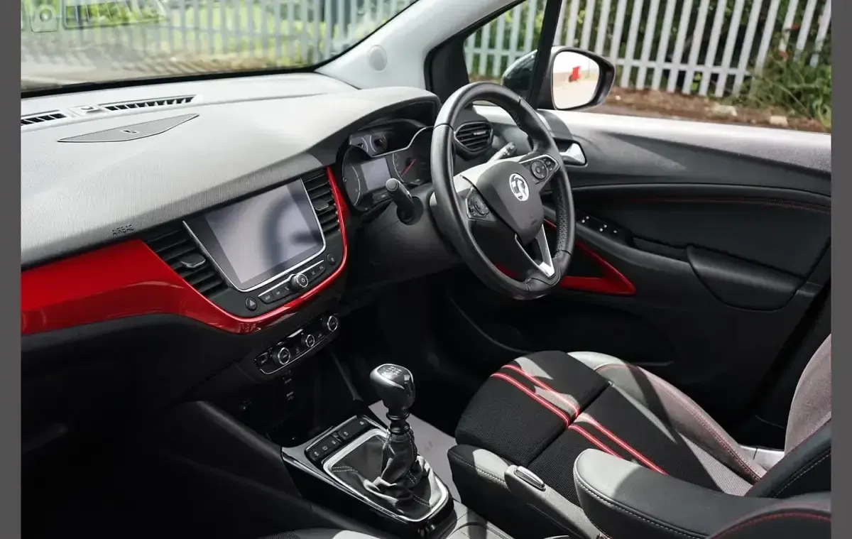 Used Vauxhall Crossland GS Line 108 HP (79 kW) 2022 Black SUV