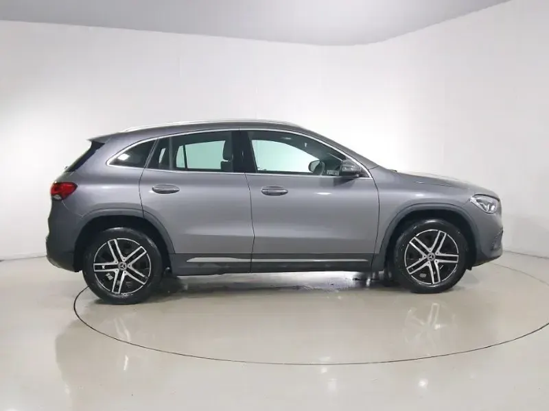 Used Mercedes GLA200 163 HP (119 kW) 2020 Grey SUV