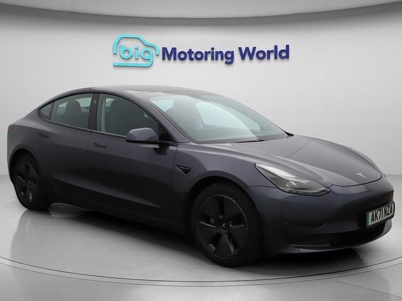 Grey Used 2021 Tesla Model 3 Long Range AWD Sedan | £20,100 (Fair price) - Image 1/4