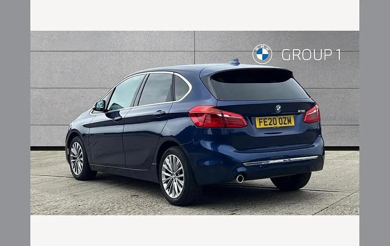 Used BMW 218 Luxury Line 140 HP (102 kW) 2020 Blue Estate