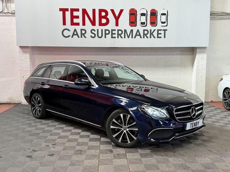 Used Mercedes E300 SE 2019 Blue Estate
