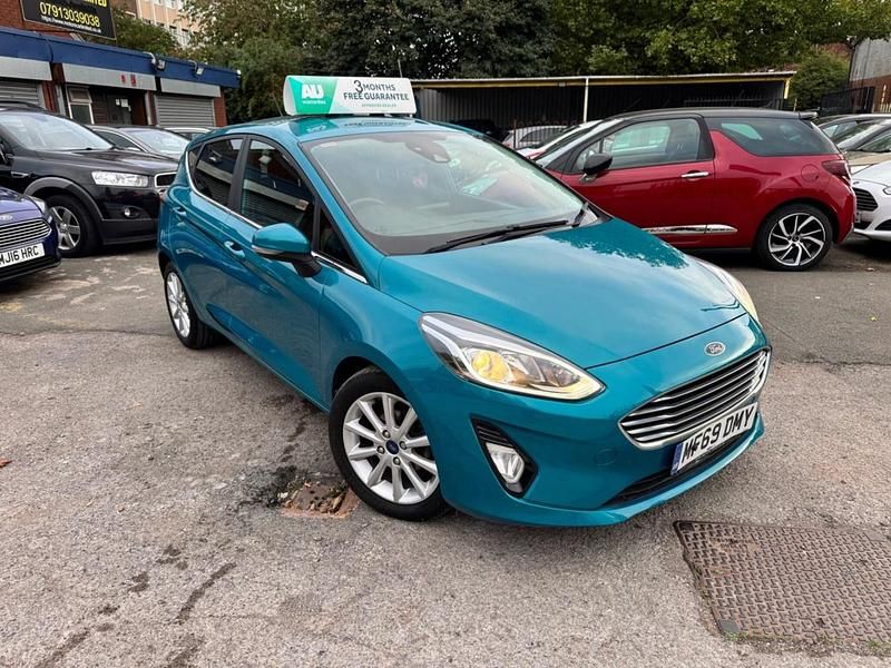 Used Ford Fiesta Titanium 120 HP (88 kW) 2019 Blue Hatchback