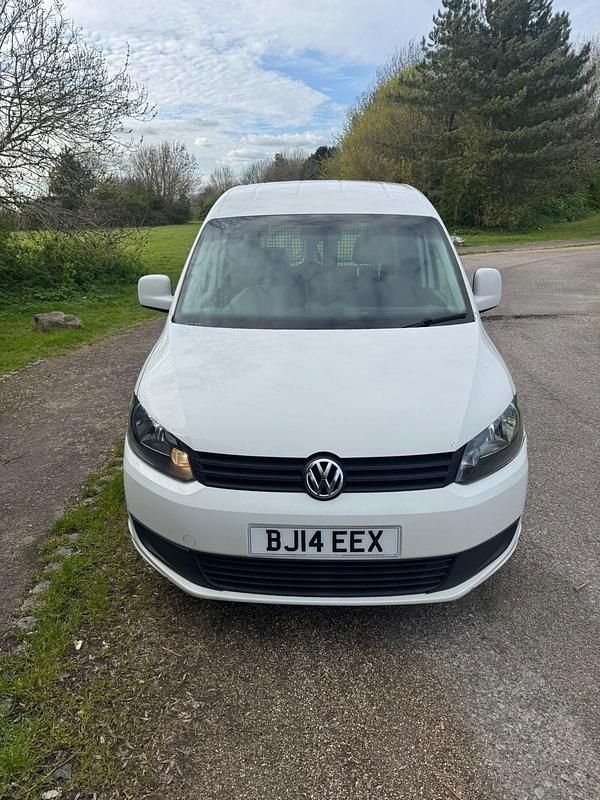 Used VW Caddy Trendline 102 HP (75 kW) 2014 White MPV