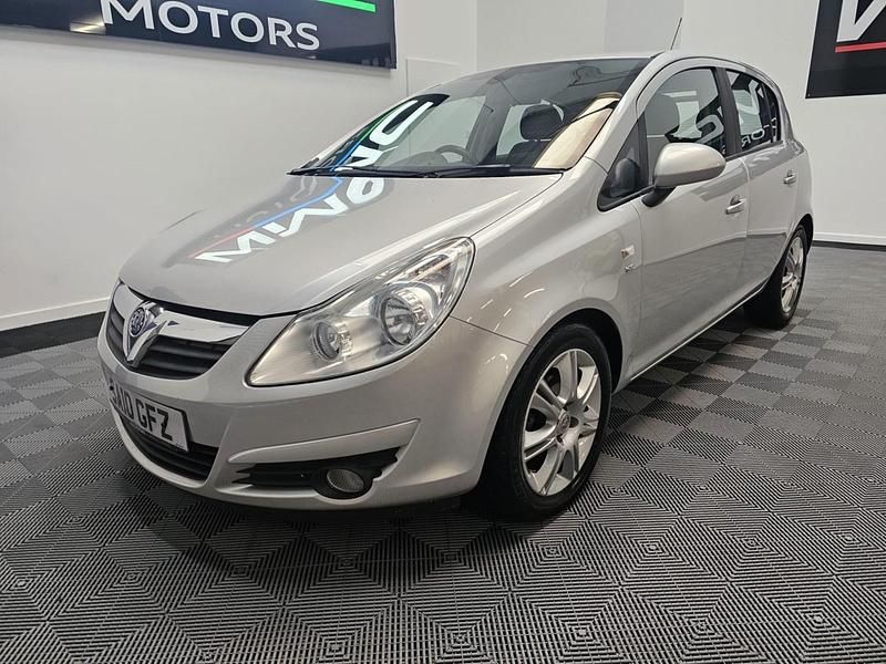 Używany Vauxhall Corsa 100 KM (73 kW) 2010 Srebrny Hatchback