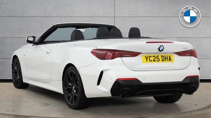 Usado BMW 420 M Sport 181 HP (133 kW) 2025 Branco Cabrios