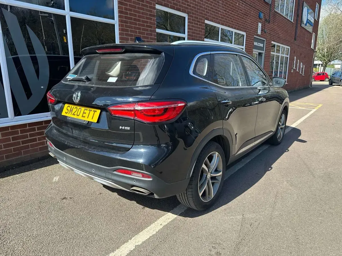 Used MG HS Exclusive 162 HP (119 kW) 2020 Black SUV