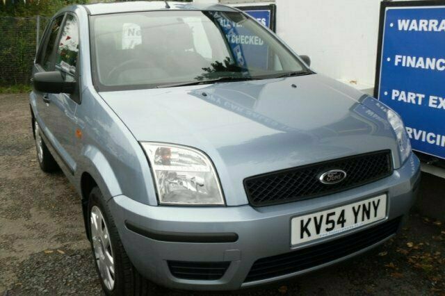 Used 2004 Ford Fusion Estate | £2,290 (Fair price) - Image 1/3