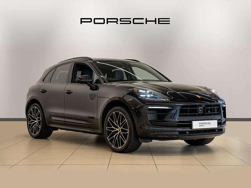 Black Used 2024 Porsche Macan S SUV | £69,690 (A bit pricey) - Image 1/4