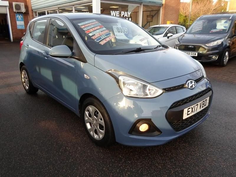 Used Hyundai i10 SE 87 HP (63 kW) 2017 Blue Hatchback