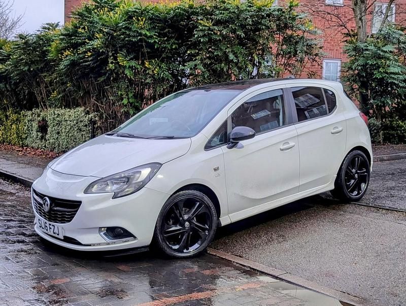 Used Vauxhall Corsa Edition 2015 White Hatchback