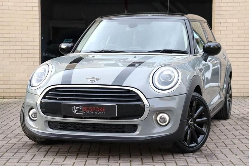 Begagnad Mini Cooper Classic 2020 Grå Halvkombi