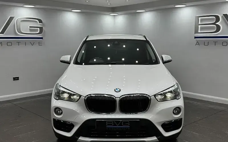 Second-hand BMW X1 Sport Line 192 CP (141 kW) 2019 Alb SUV