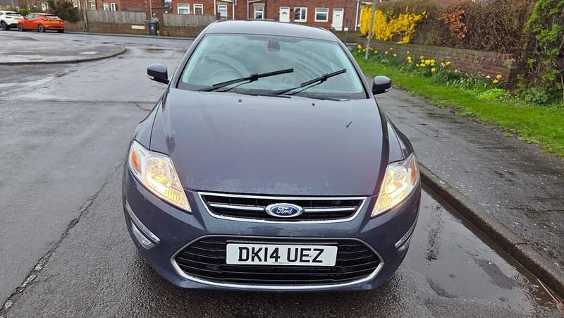 Used Ford Mondeo Business Edition 163 HP (119 kW) 2014 Grey Hatchback