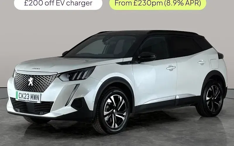 Used Peugeot e-2008 Active 100 kW (136 HP) 2023 SUV