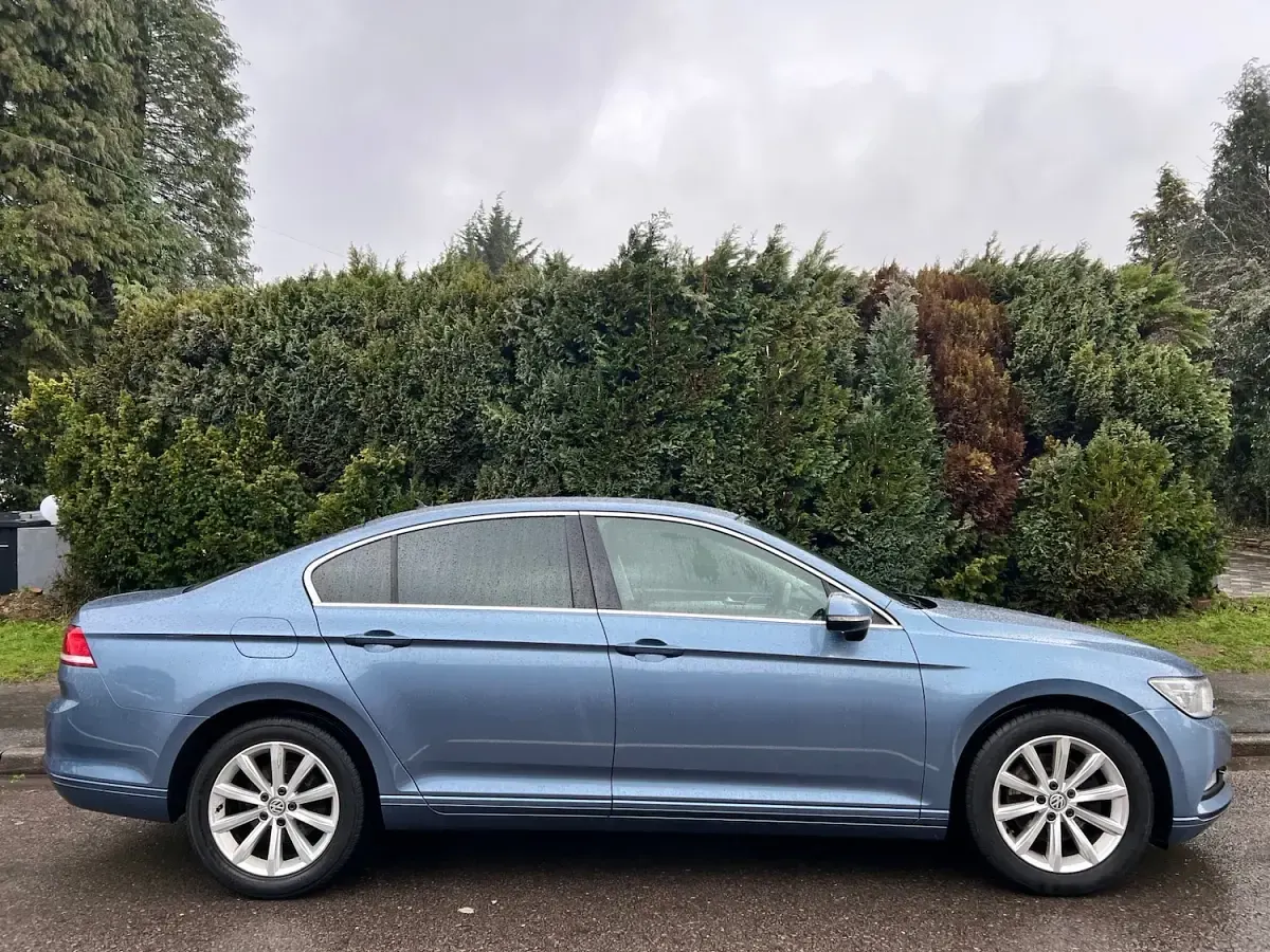 Used VW Passat Business 150 HP (110 kW) 2015 Blue Sedan