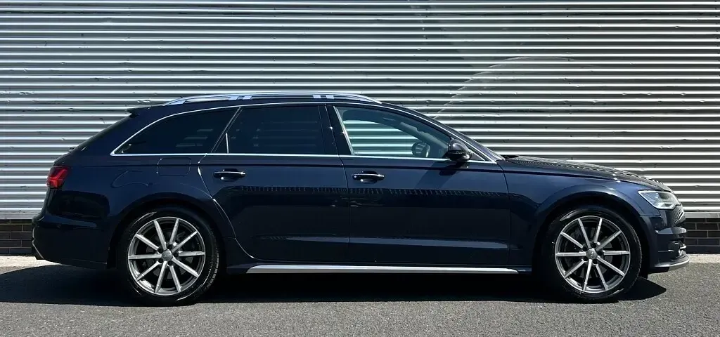 Used Audi A6 Sport 315 HP (231 kW) 2016 Blue Estate