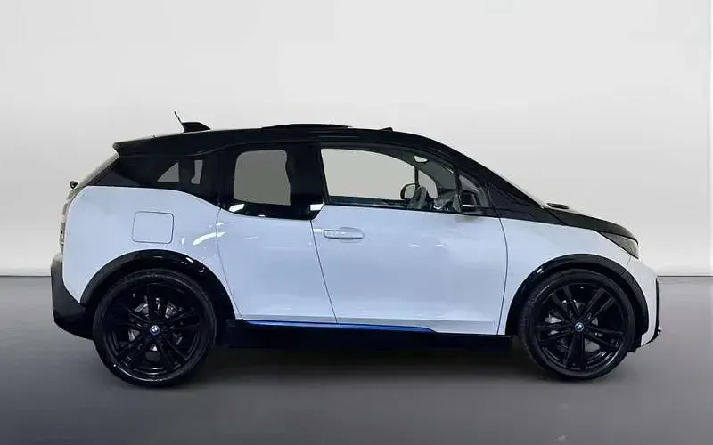 Used BMW i3 Impressive 135 kW (184 HP) 2018 White Hatchback