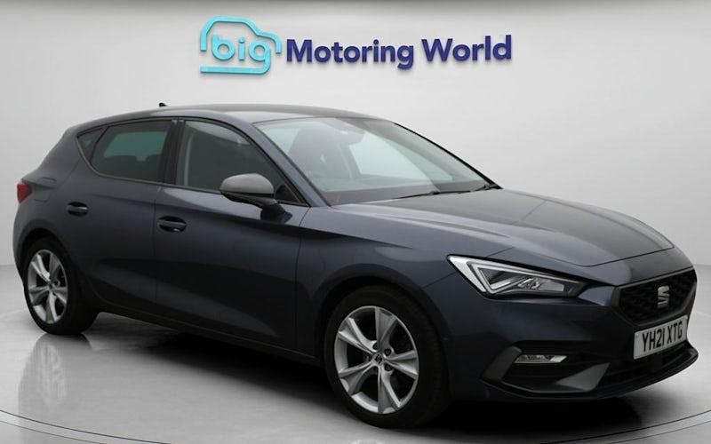 Used 2023 Seat Leon FR Hatchback | £15,000 (Fair price) - Image 1/4
