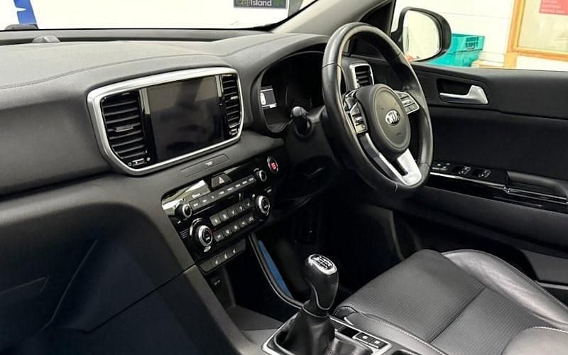 Used Kia Sportage 132 HP (97 kW) 2020 White SUV