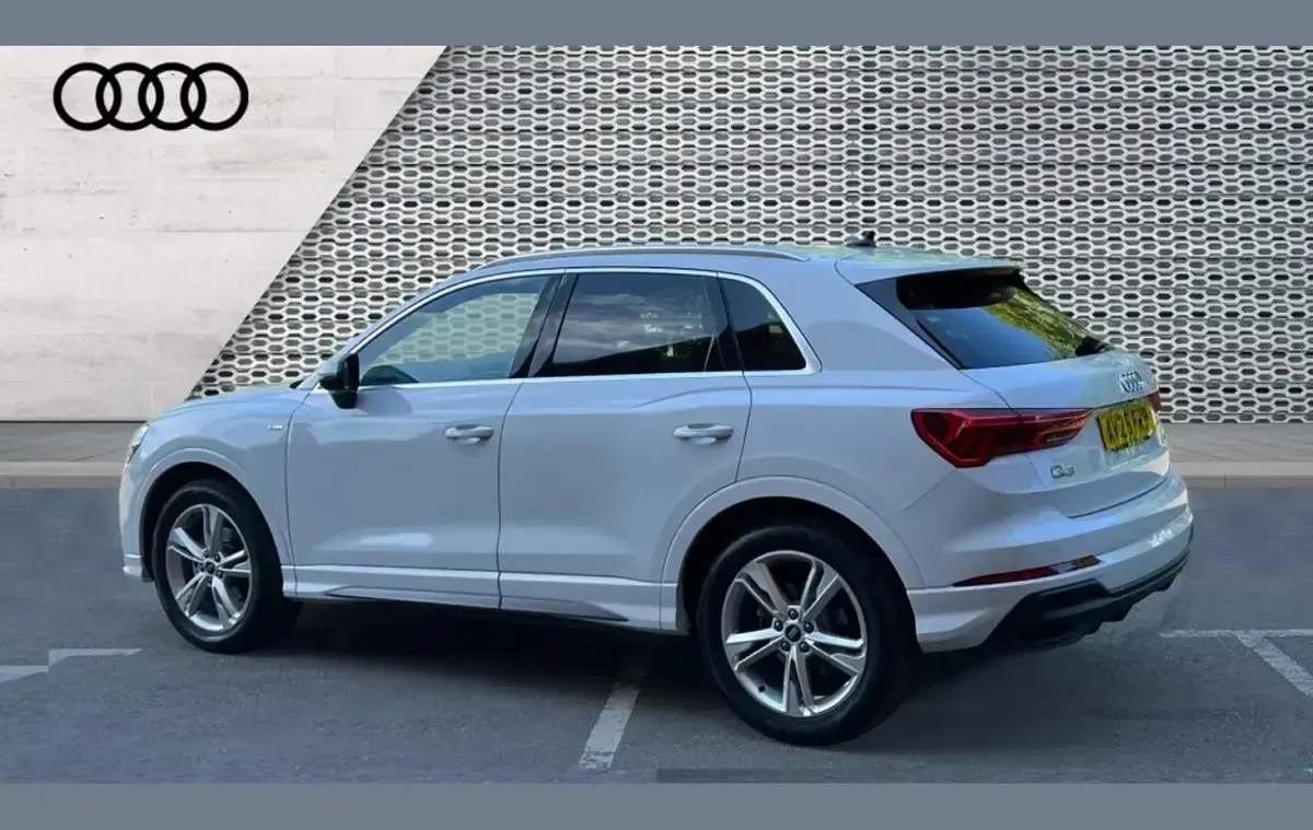 Used Audi Q3 S-Line 150 HP (110 kW) 2025 White SUV