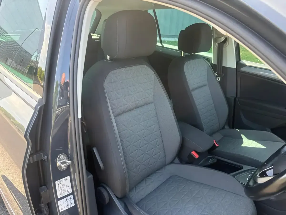 Used VW Tiguan Life 150 HP (110 kW) 2021 Grey SUV