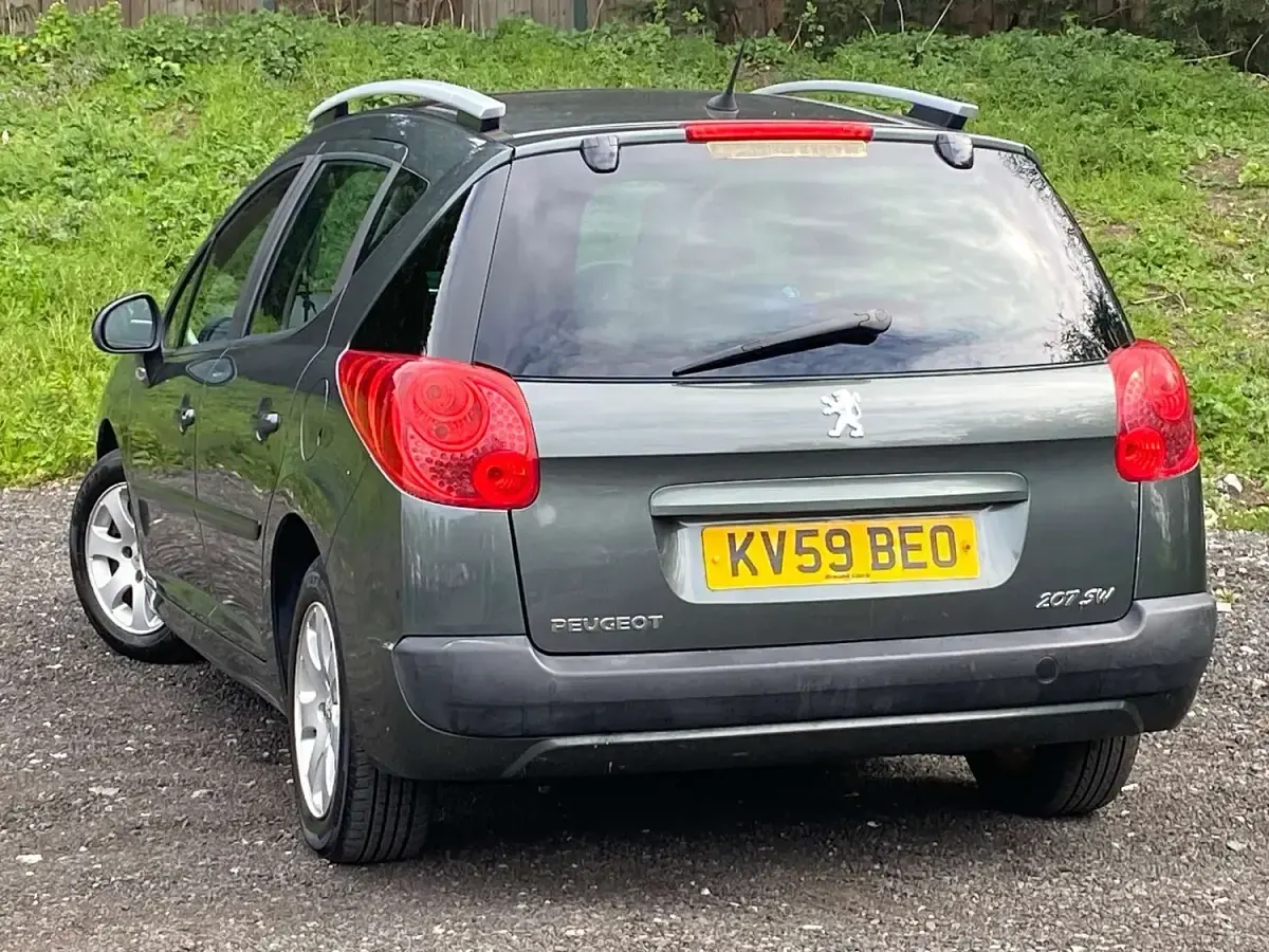 Begagnad Peugeot 207 S 120 HK (88 kW) 2009 Grå Kombi