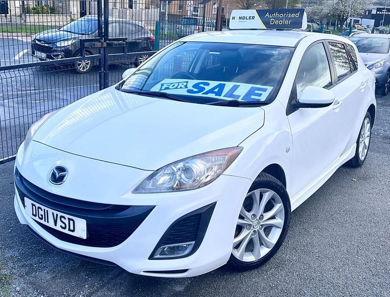 Used Mazda 3 Inclusive 2011 White Hatchback