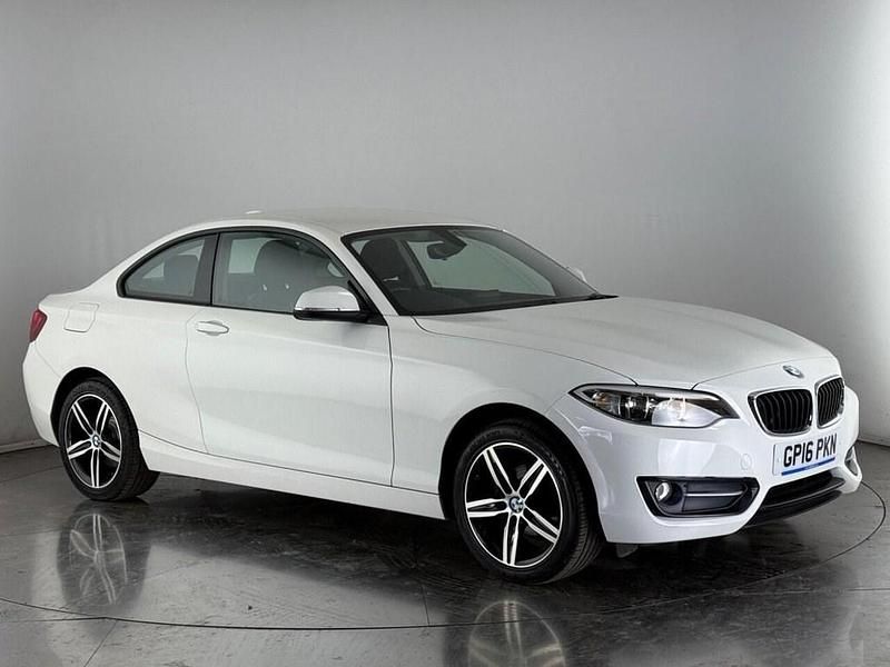 White Used 2016 BMW 218 Sport Line Coupe | £8,450 (Good price) - Image 1/3