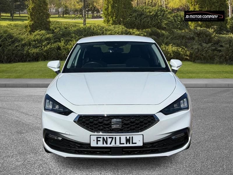 Second-hand Seat Leon SE Dynamic 110 CP (80 kW) 2021 Alb Hatchback