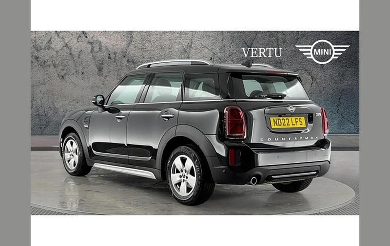 Used Mini Cooper Countryman Classic 134 HP (98 kW) 2022 Black SUV