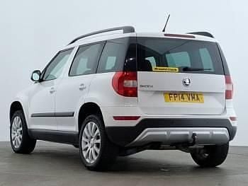 Used Skoda Yeti SE 110 HP (80 kW) 2014 White SUV