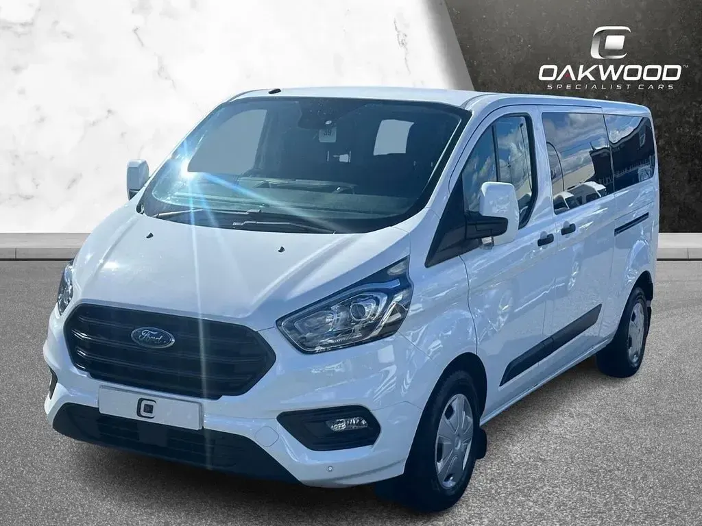 Used Ford Transit Custom Trend 130 HP (95 kW) 2019 White Estate