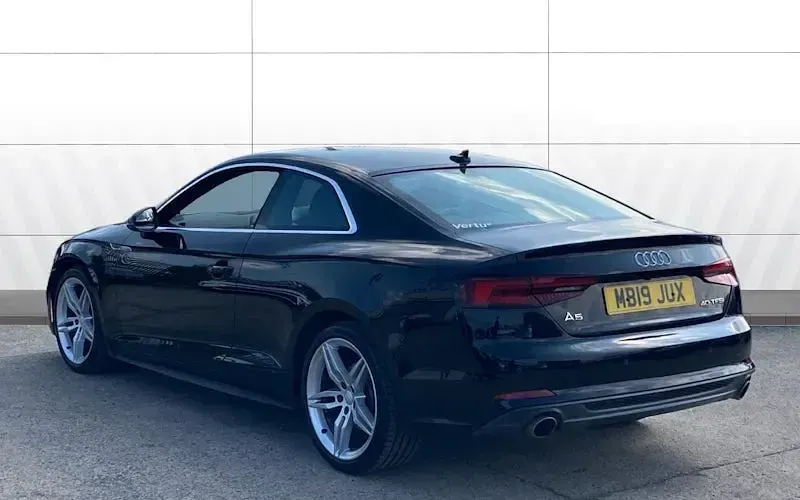 Used Audi A5 Comfort 190 HP (139 kW) 2019 Black Coupe